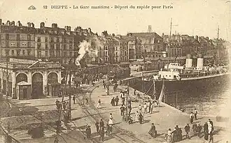 Entrée de la gare au début du XXe&nbsp;siècle.