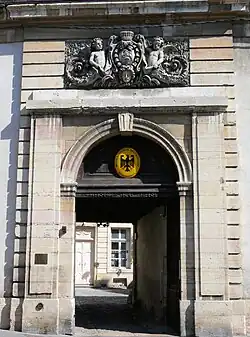 Porche de l'hôtel Grasset