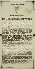 Plaque d'information trilingue (français, anglais, allemand)