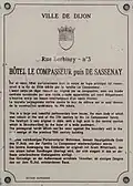 Plaque d'information trilingue (français, anglais et allemand)