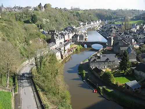 La Rance à Dinan, vue depuis le viaduc.