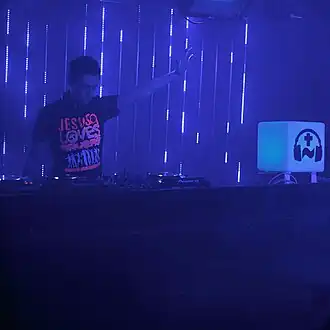 Description de cette image, également commentée ci-après