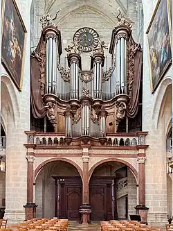 Orgue (1750-1754), par Karl Joseph Riepp.