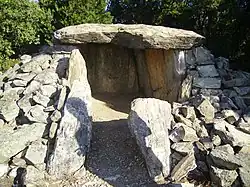 Image illustrative de l’article Dolmen du Vieil Homme