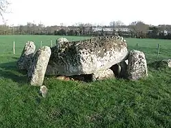 Dolmen sud de la Pierre Levée