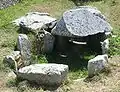 Le dolmen des Monts Grantez dans la Cueillette de Grantez.