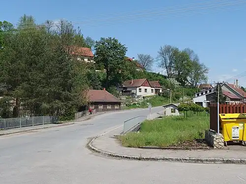 Pont à Dolní Újezd.