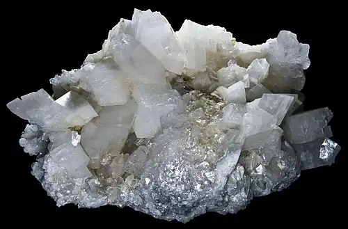 Dolomite et talc. Carrière de Trimouns, Luzenac, Ariège 10&nbsp;×&nbsp;6,2&nbsp;cm