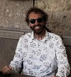 Description de cette image, également commentée ci-après