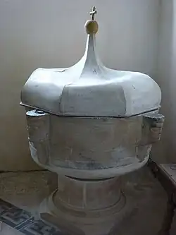 En l'église de Dommery,