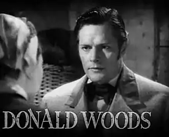 Description de l'image Donald Woods in The White Angel trailer.jpg.