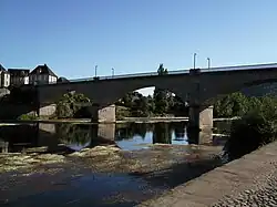 Pont de la République sur la Dordogne.