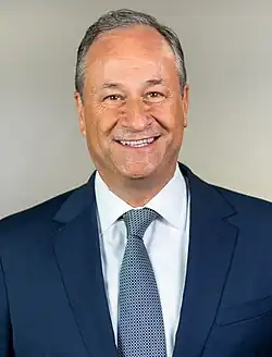 Portait de Douglas Emhoff, 2022.