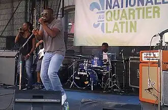 Description de cette image, également commentée ci-après