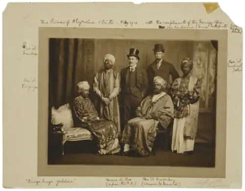 Les participants au canular du Dreadnought.