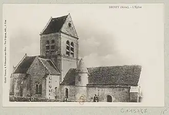 Carte postale de l'église vers 1910.