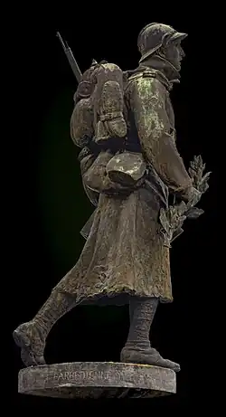 Le poilu côté droit