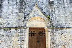 Le portail de l'église.