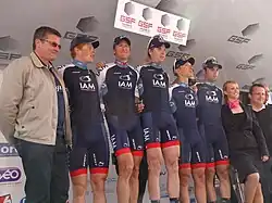 L'équipe IAM est première du classement par équipes.