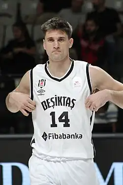 Image illustrative de l’article Dustin Sleva