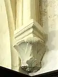 Chapelle de la Vierge, cul-de-lampe gothique.