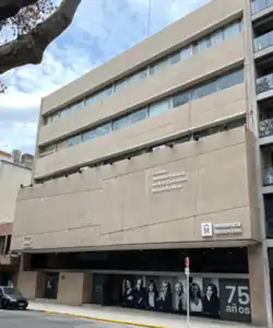 Description de cette image, également commentée ci-après