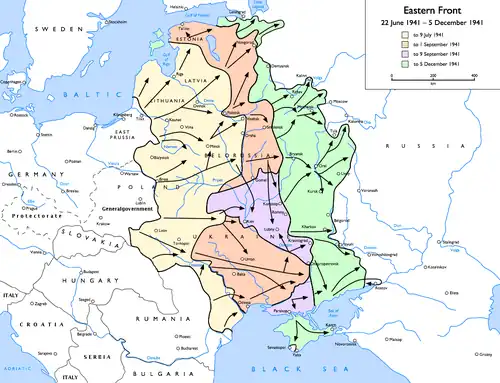 Carte en couleur montrant le front de l'est, avec plusieurs mouvements de troupes entre juillet et décembre 1941.