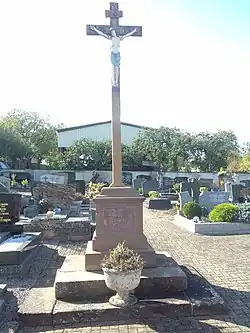 Croix de cimetière.