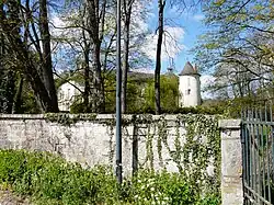 Château vue du domaine public.