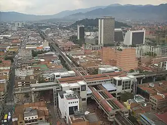 Vue de la station depuis lEdificio del Café.