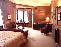 Un des anciens bureaux de l'éditeur, désormais une chambre de luxe à l'hôtel Scotsman.