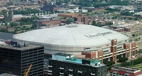 The Dome at America's Center de Saint-Louis, Missouri. (15 juin 2006).