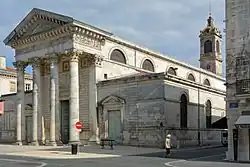 L'église Saint-Louis de Rochefort.