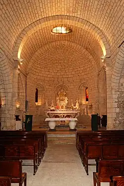 Vue d'ensemble de la nef.