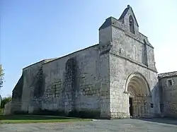 L'église Saint-Paterne, côté nord.