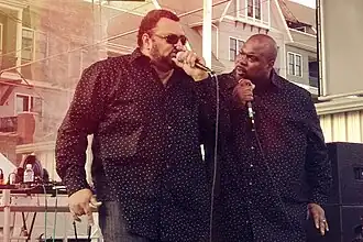 Description de cette image, également commentée ci-après