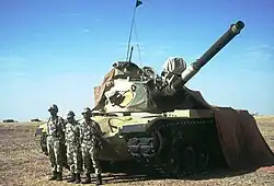 Char M60 de la 3e&nbsp;brigade blindé Égyptienne le 1er décembre 1990 durant l'opération Bouclier du désert avant le déclenchement de l'offensive.