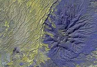 Image satellite en fausses couleurs de l'Ehi Sunni (en bas à gauche) et de l'Ehi Yéy (en haut à droite).