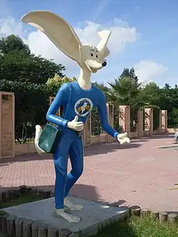 Statue de Labib à la cité d'el mourouj, Montazah.