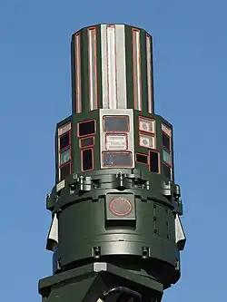 Un détecteur d'alerte laser MTDS  monté sur un véhicule de combat d'infanterie Pandur II de l'armée tchèque.