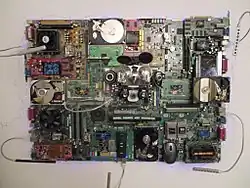 Electronic Art's Intel-ligence-Art-ificielle, art amateur.