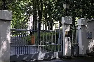 Vue de la mission diplomatique