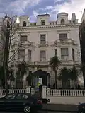 L’ancien bâtiment de l’ambassade à Holland Park.