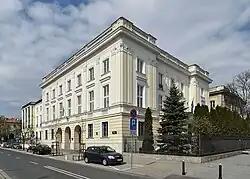 Ambassade à Varsovie.