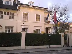 Ambassade à Londres.
