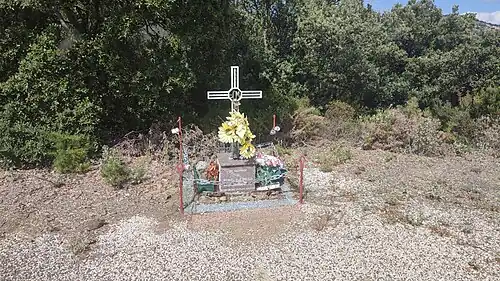 En souvenir de Muriel et Ingrid, 42° 35′ 29.68″ N, 2° 39′ 56.37″ E