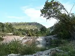 Rivière l'Endre, le Rocher Rouge.