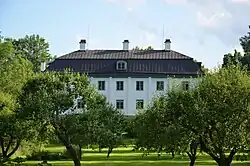 Le manoir du côté du jardin.