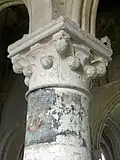 3e&nbsp;colonne isolée au sud.