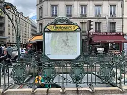 Détail des ornements de l'édicule Guimard.